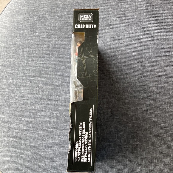 Call of Duty Collector Construction Set - Picture 4 of 4